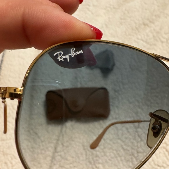 Authentic Ray-Ban Aviator - Picture 4 of 4